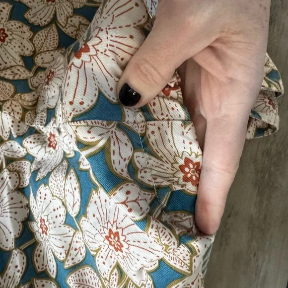 Anthropologie Floral High Waist Shorts- Blue and Cream - Picture 13 of 13